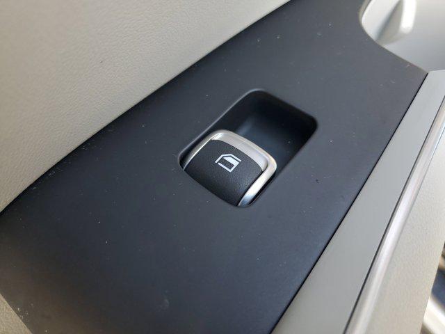 used 2022 Kia Sorento car, priced at $26,496