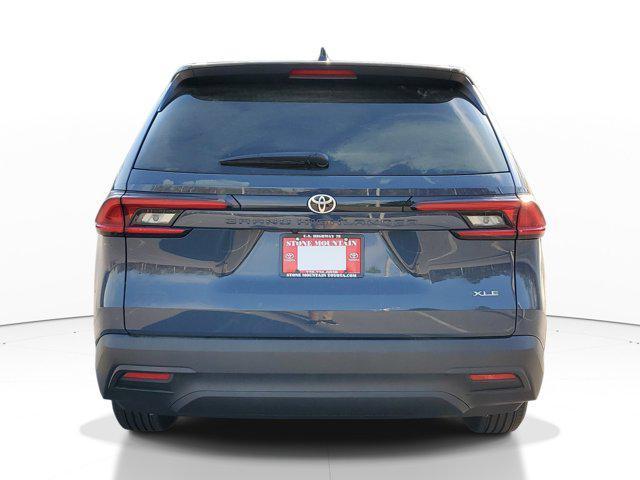 used 2025 Toyota Highlander car, priced at $41,119