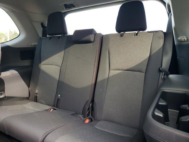 new 2026 Toyota Highlander Hybrid car, priced at $48,668