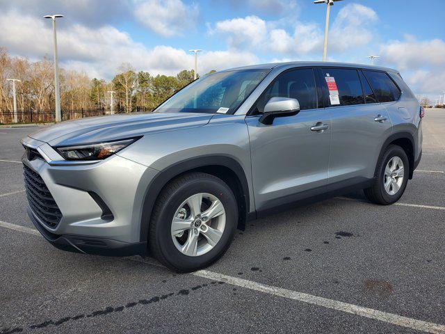 new 2026 Toyota Highlander Hybrid car, priced at $48,668