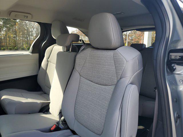 new 2025 Toyota Sienna car