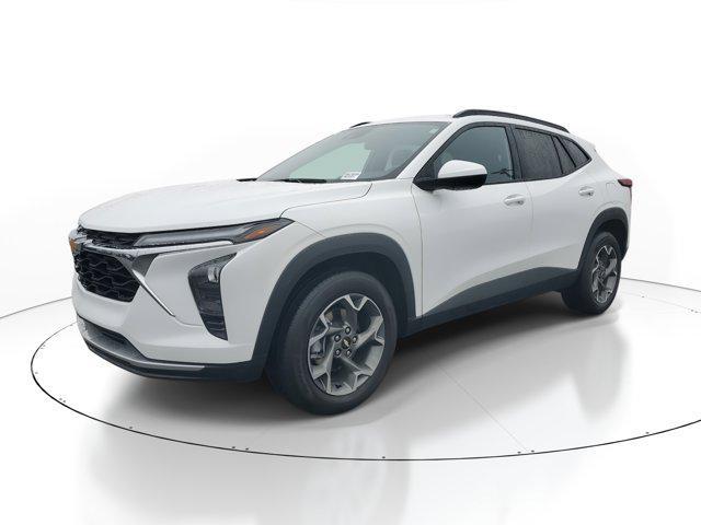 used 2025 Chevrolet Trax car, priced at $18,998