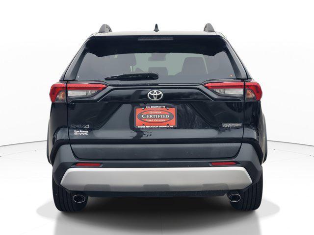 used 2020 Toyota RAV4 car, priced at $25,618