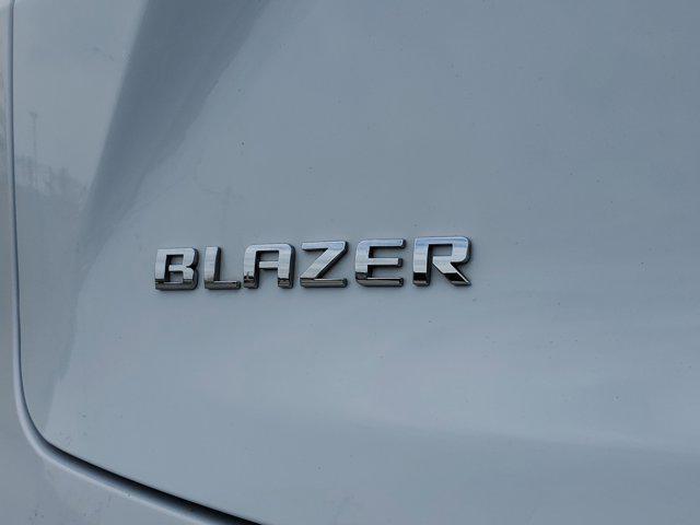 used 2025 Chevrolet Blazer car, priced at $24,299
