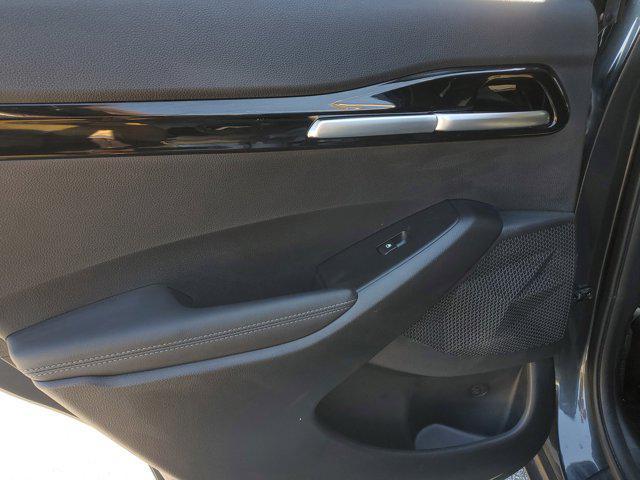 used 2025 Kia Seltos car