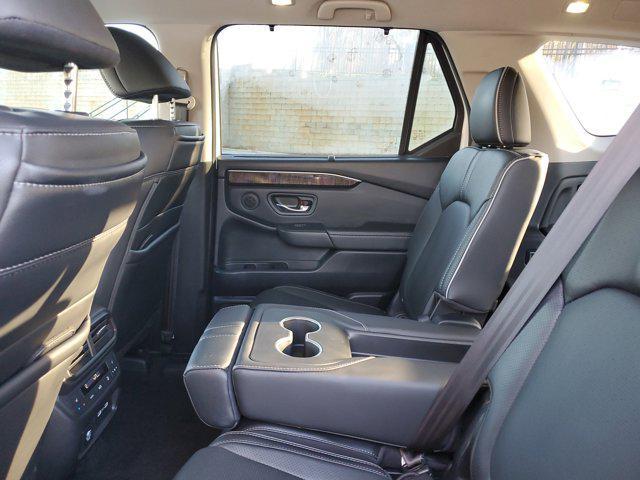 used 2023 Honda Pilot car, priced at $42,498