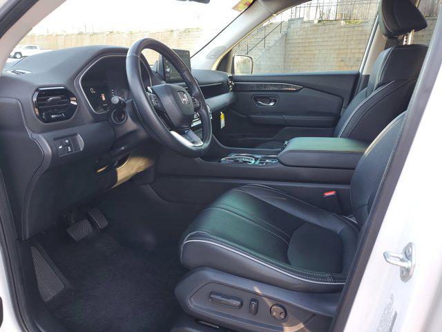 used 2023 Honda Pilot car, priced at $42,498