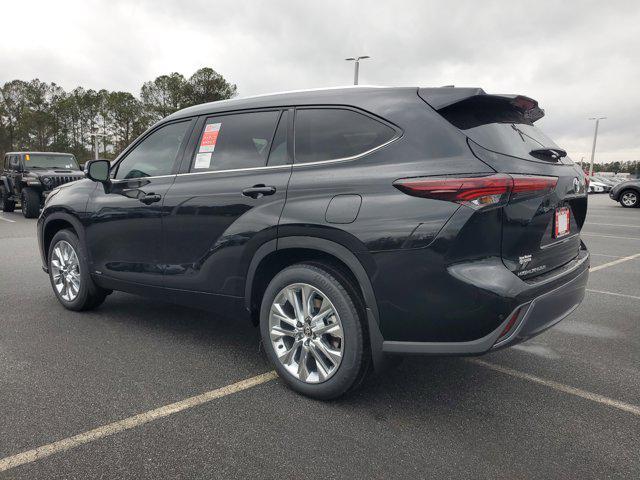 new 2026 Toyota Highlander Hybrid car, priced at $52,296