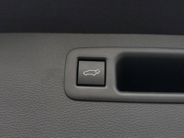 new 2026 Toyota Highlander Hybrid car, priced at $52,296