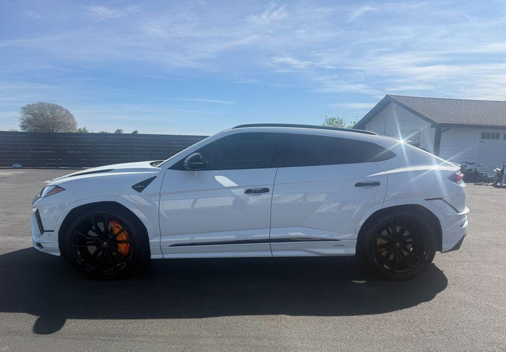 used 2023 Lamborghini Urus car, priced at $249,991
