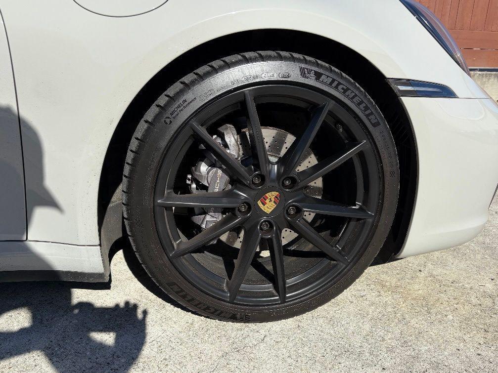 used 2021 Porsche 911 car