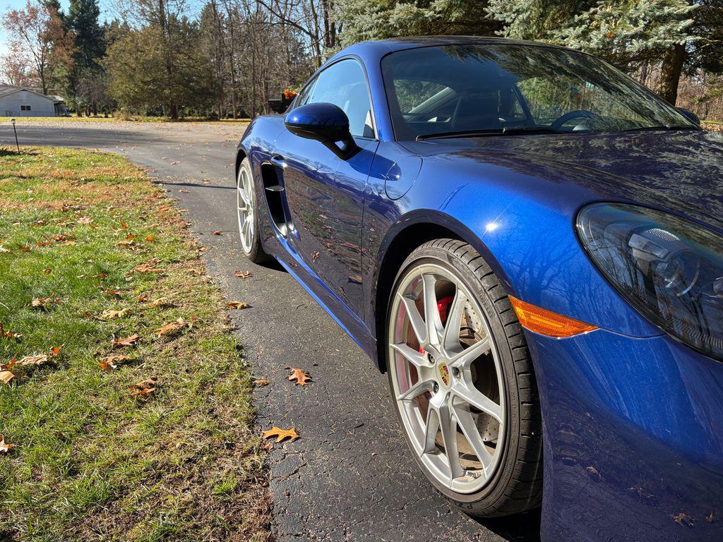 used 2021 Porsche 718 Cayman car, priced at $99,991