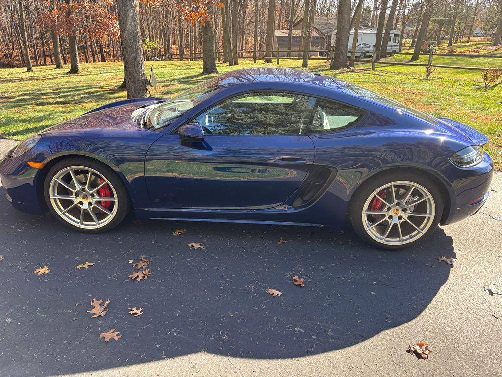 used 2021 Porsche 718 Cayman car, priced at $99,991