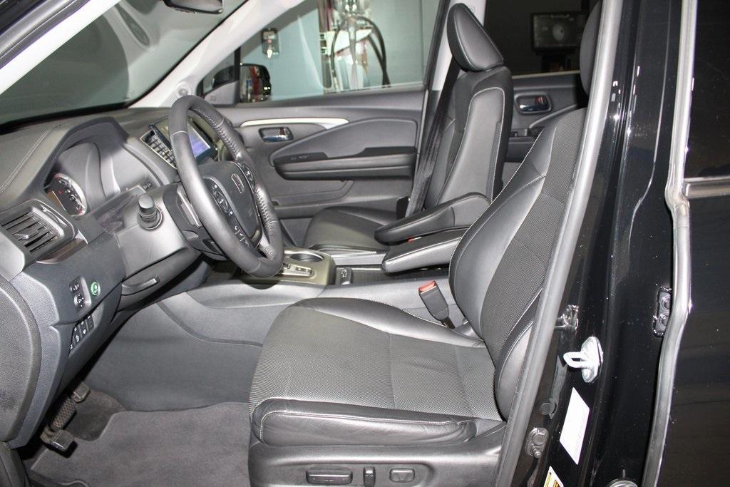 used 2023 Honda Ridgeline car, priced at $33,990