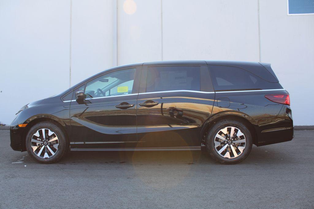 new 2026 Honda Odyssey car, priced at $44,885