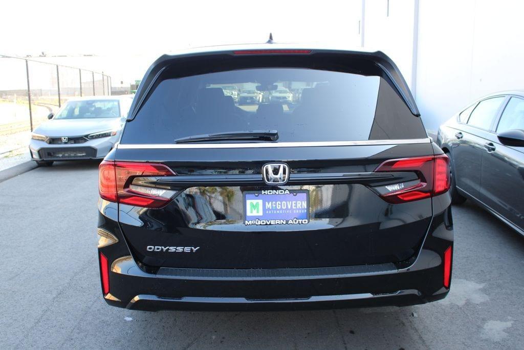 new 2026 Honda Odyssey car, priced at $44,885
