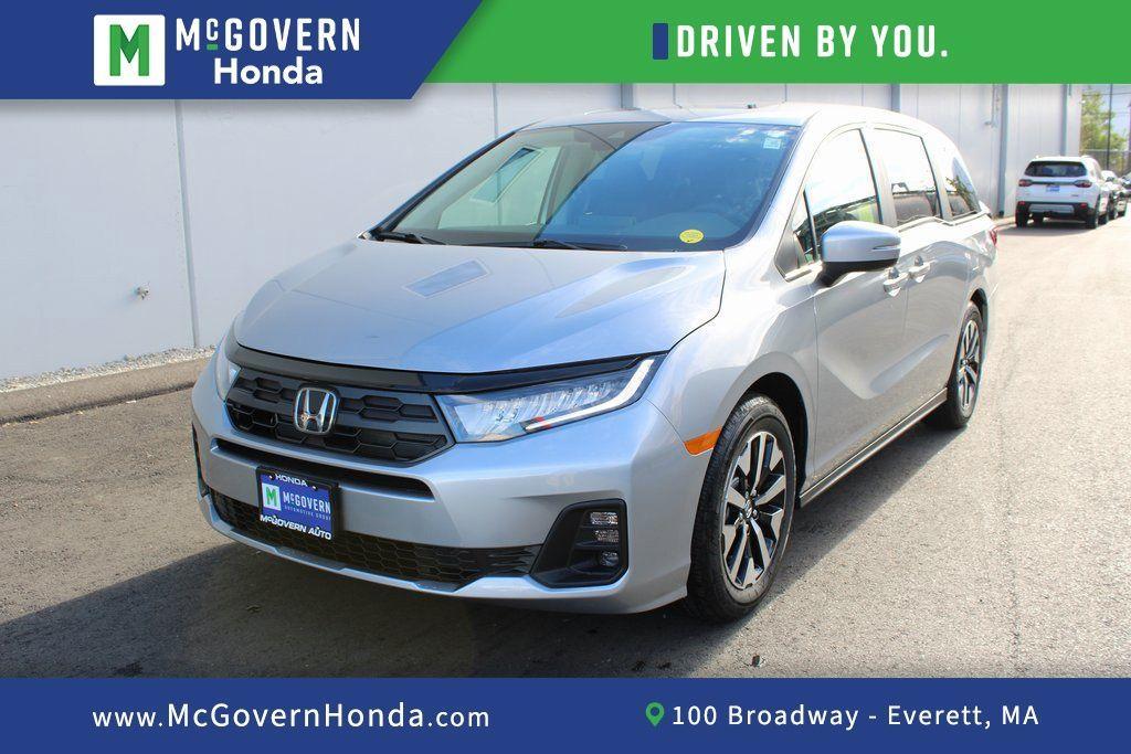 new 2026 Honda Odyssey car, priced at $44,290
