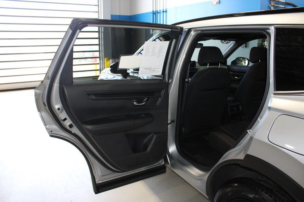 used 2025 Honda CR-V Hybrid car, priced at $28,495