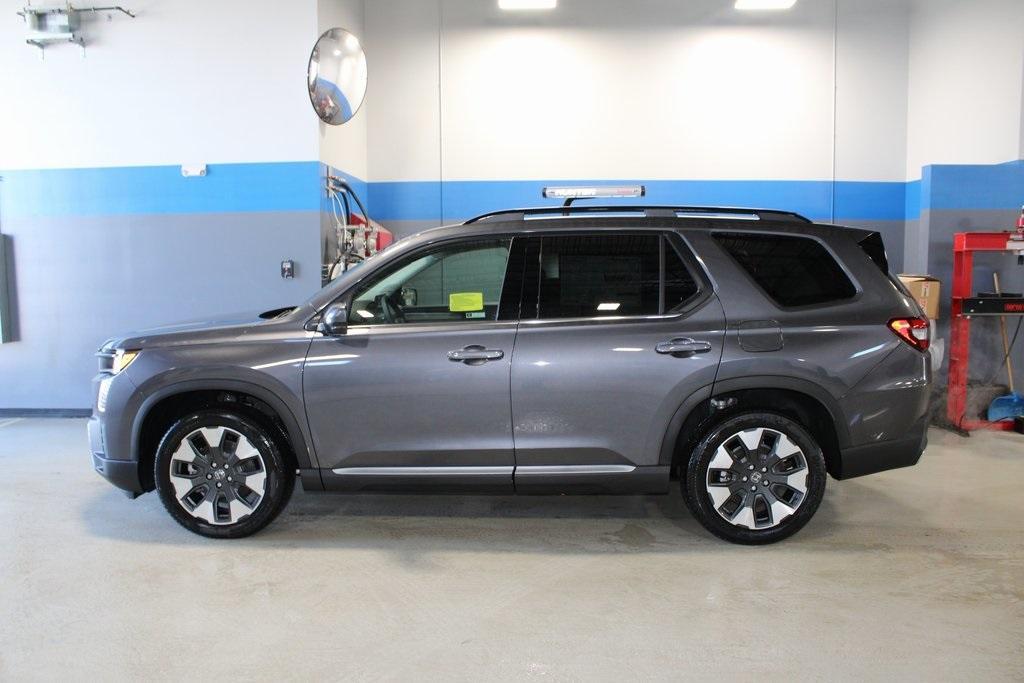new 2026 Honda Pilot car, priced at $57,040