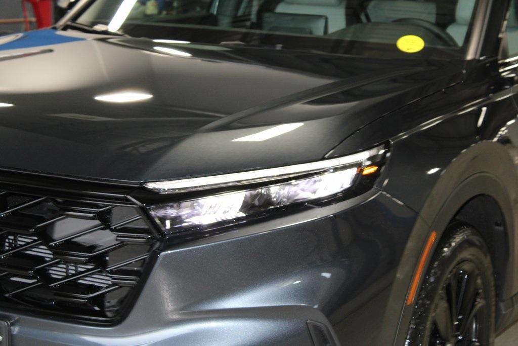 new 2026 Honda CR-V Hybrid car, priced at $44,000