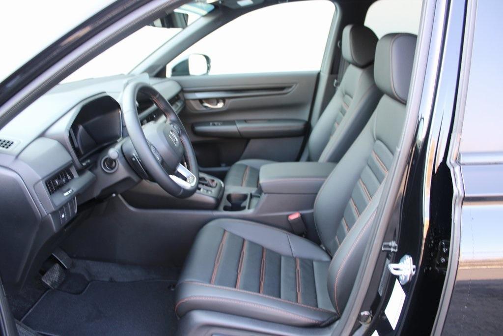 new 2026 Honda CR-V Hybrid car, priced at $41,675