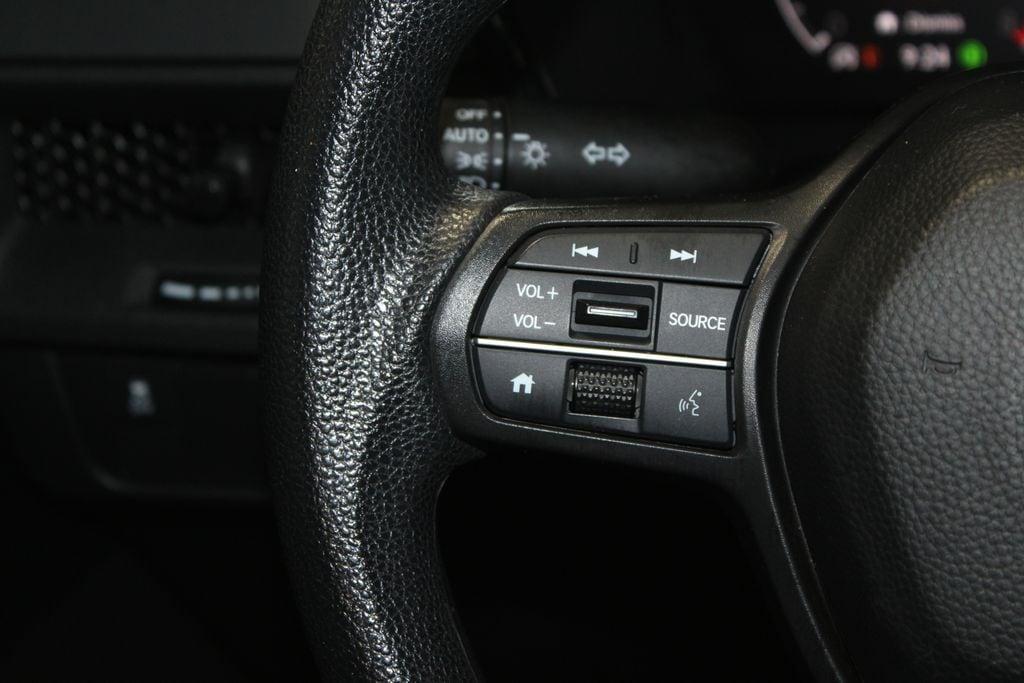 used 2024 Honda CR-V car, priced at $30,900
