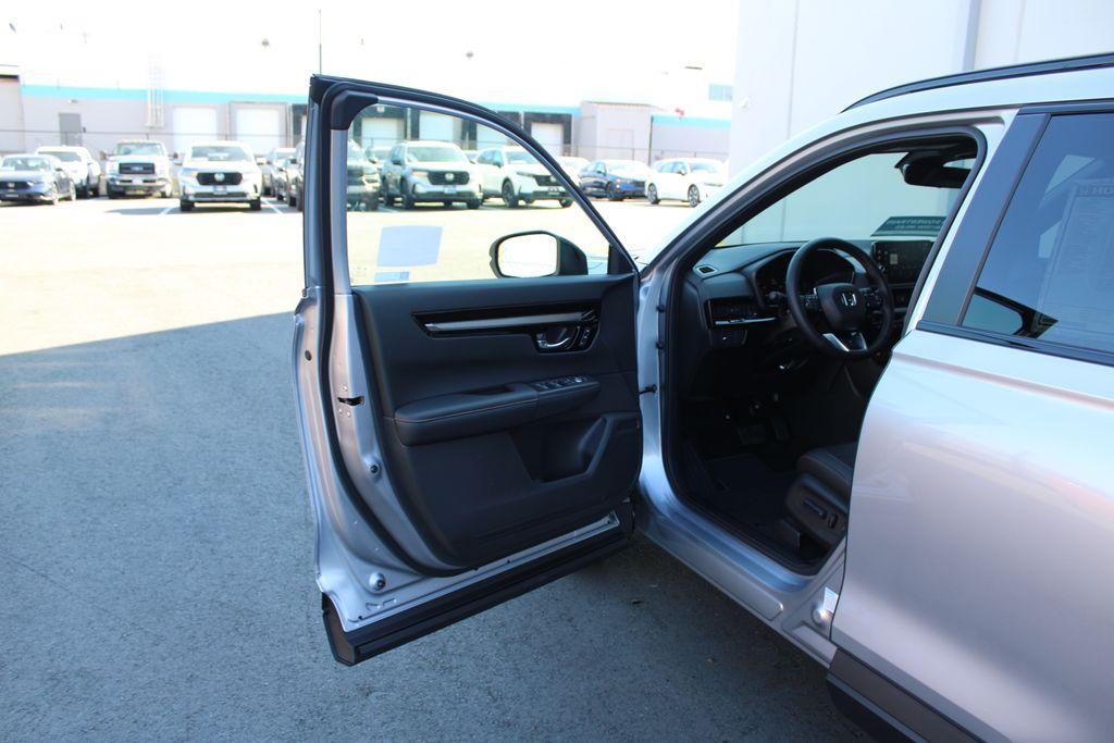 new 2026 Honda CR-V Hybrid car, priced at $44,000