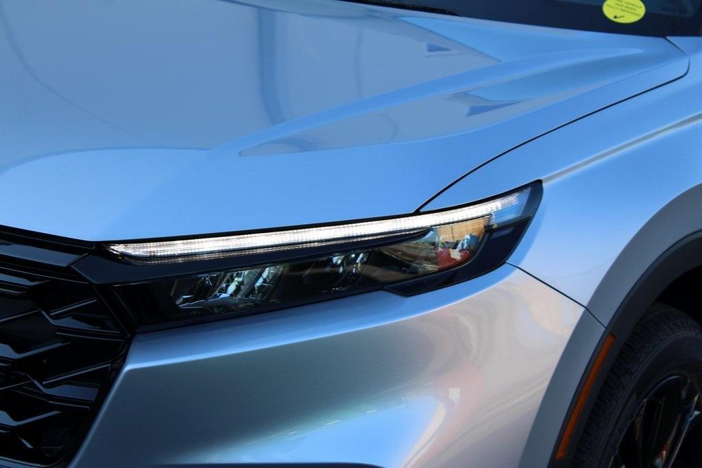 new 2026 Honda CR-V Hybrid car, priced at $44,000