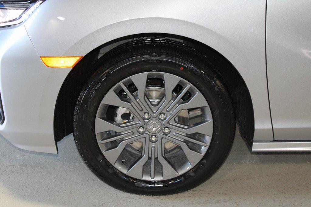 new 2026 Honda Odyssey car, priced at $50,020