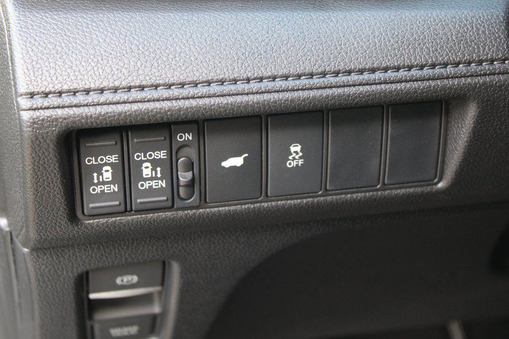 new 2026 Honda Odyssey car, priced at $44,290