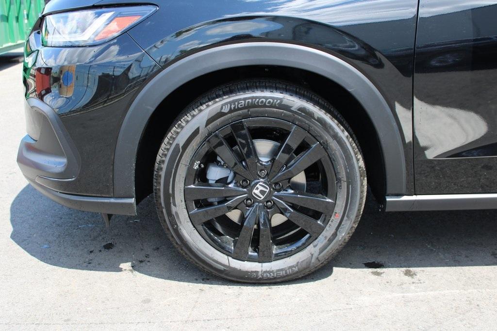 new 2026 Honda HR-V car, priced at $30,950