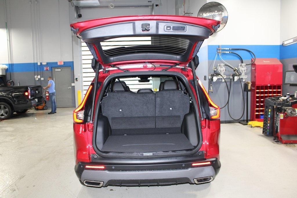 new 2026 Honda CR-V Hybrid car, priced at $44,495