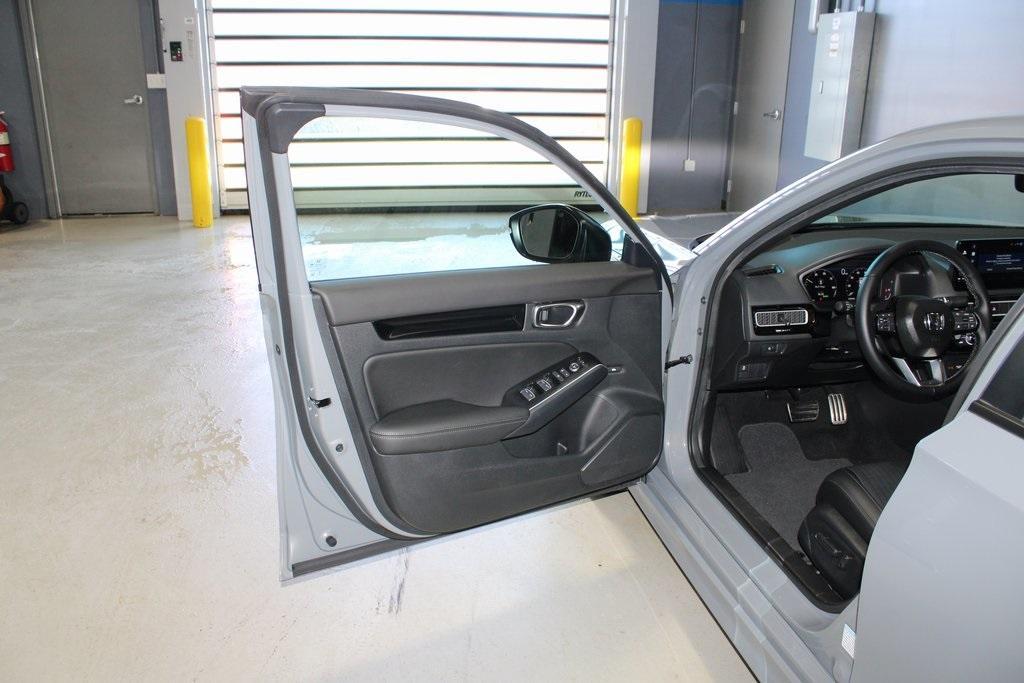 used 2025 Honda Civic Hybrid car, priced at $28,990
