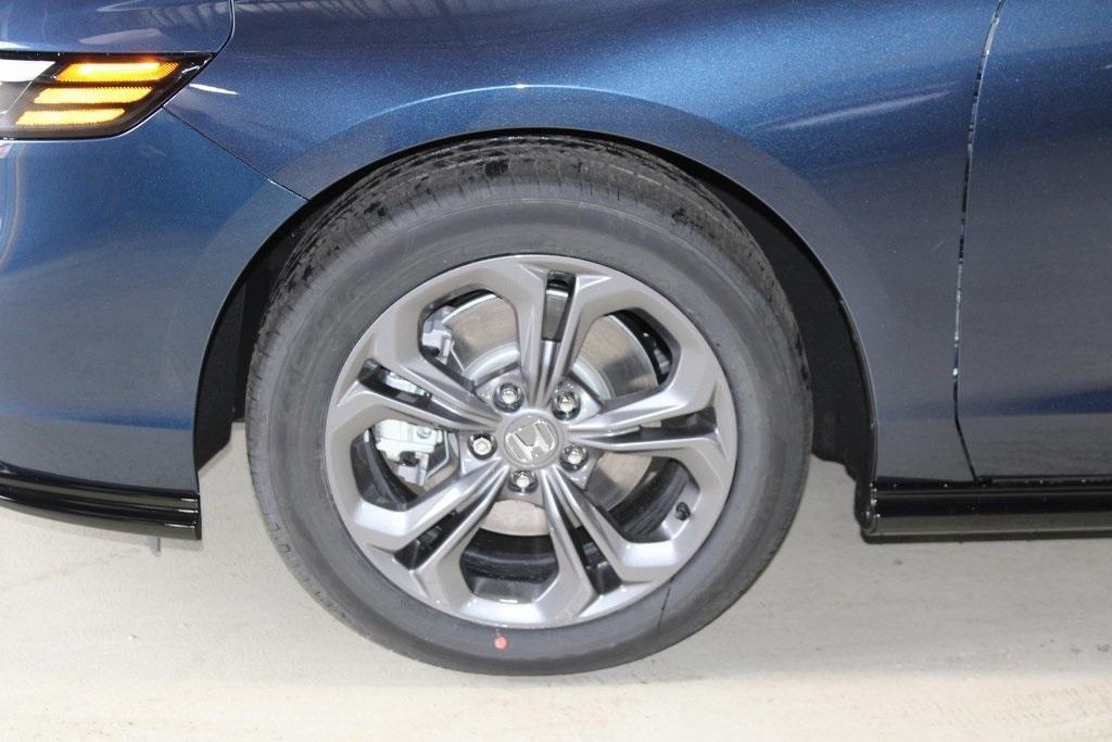 new 2026 Honda Accord Hybrid car, priced at $36,290