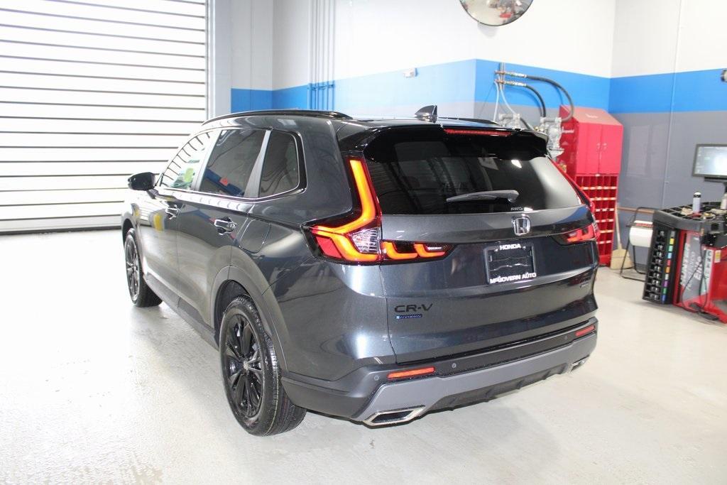 new 2026 Honda CR-V Hybrid car, priced at $43,700