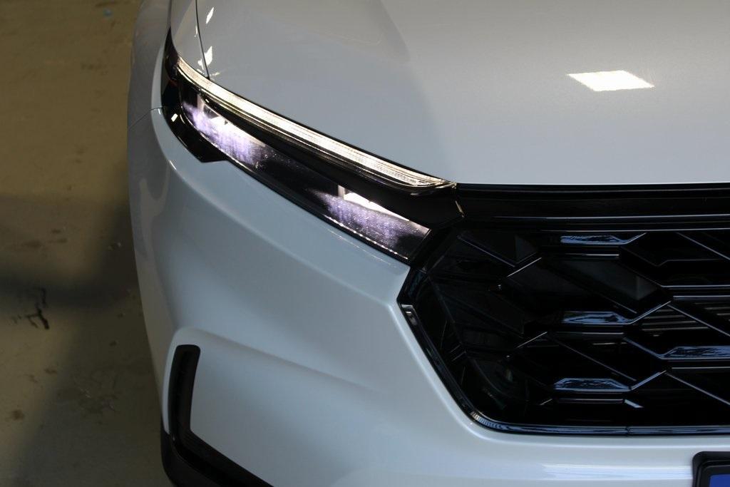 used 2025 Honda CR-V Hybrid car, priced at $37,990