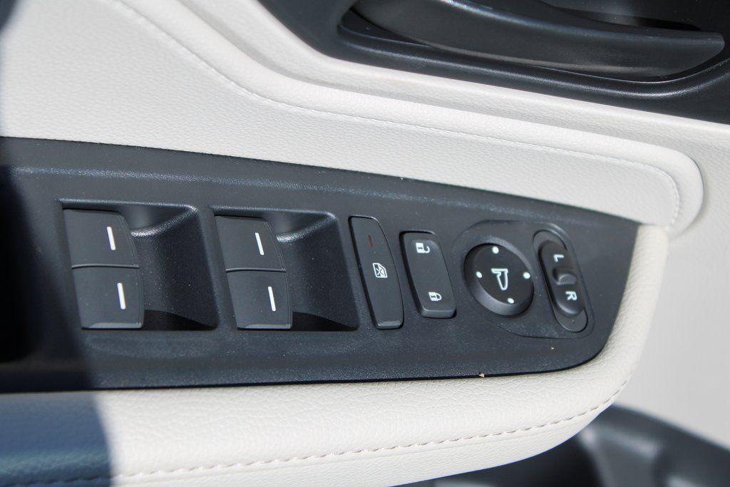 new 2026 Honda Odyssey car, priced at $44,290