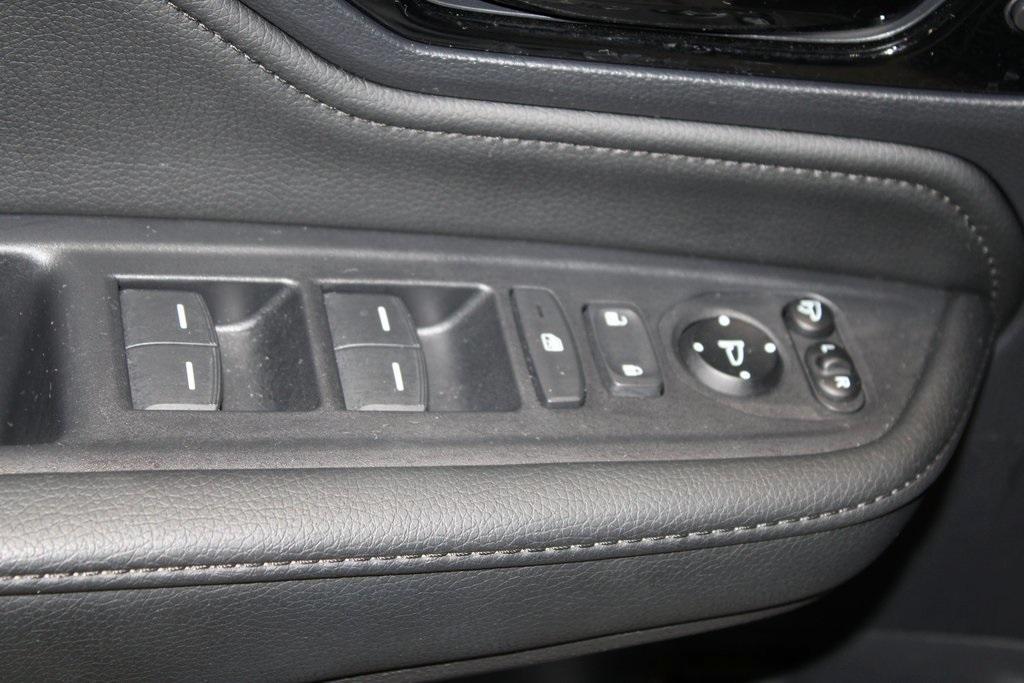 used 2025 Honda Odyssey car, priced at $44,490