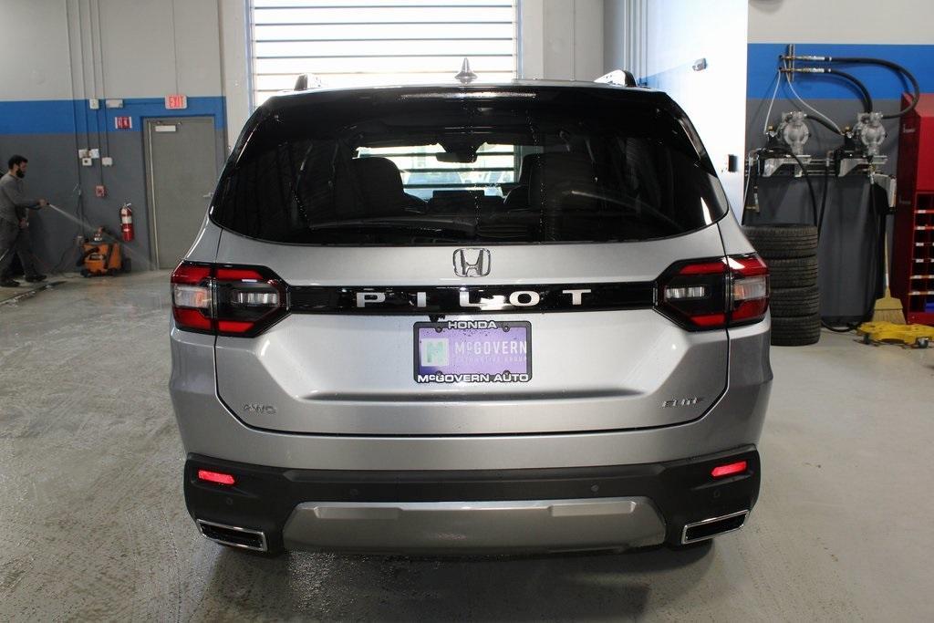 new 2026 Honda Pilot car, priced at $54,990