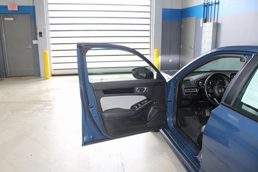 used 2025 Honda Civic Hybrid car, priced at $25,990