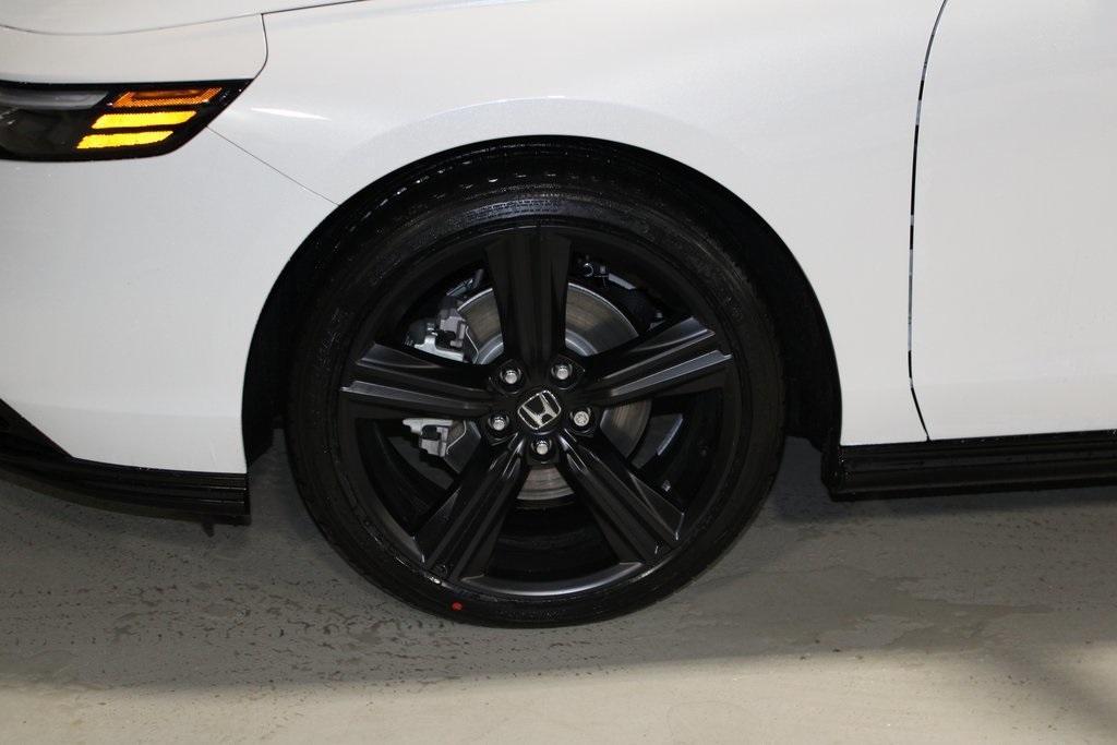 new 2026 Honda Accord Hybrid car, priced at $37,145