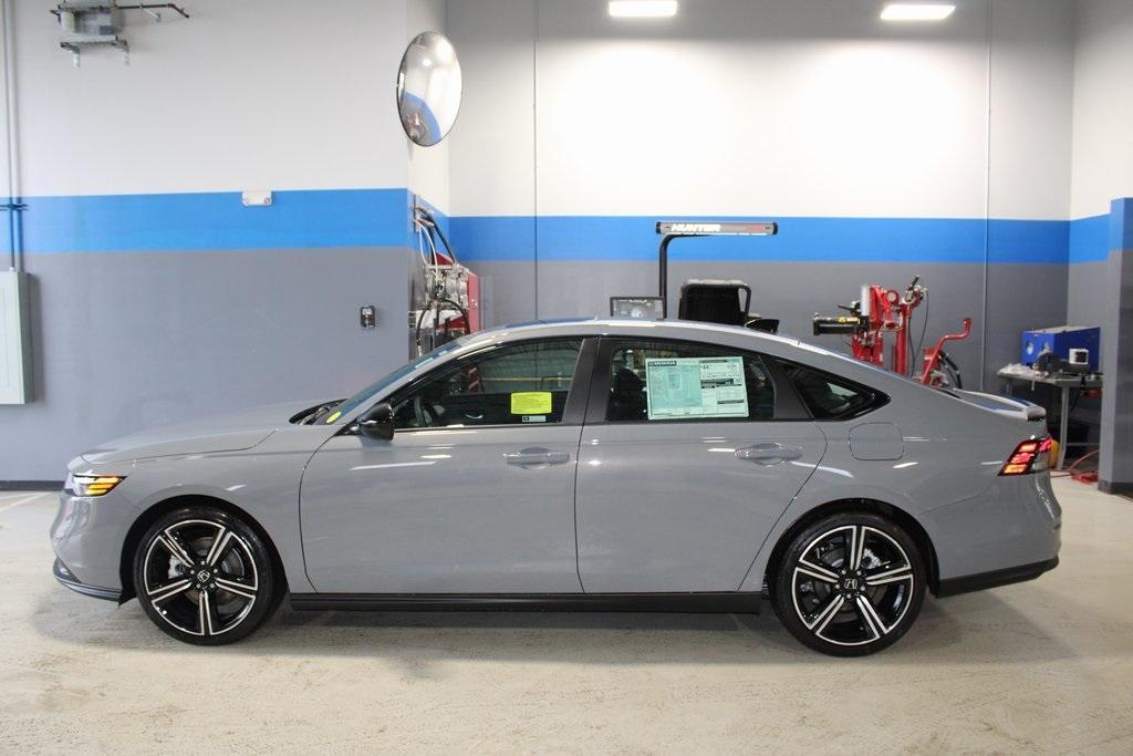 new 2026 Honda Accord Hybrid car, priced at $35,445