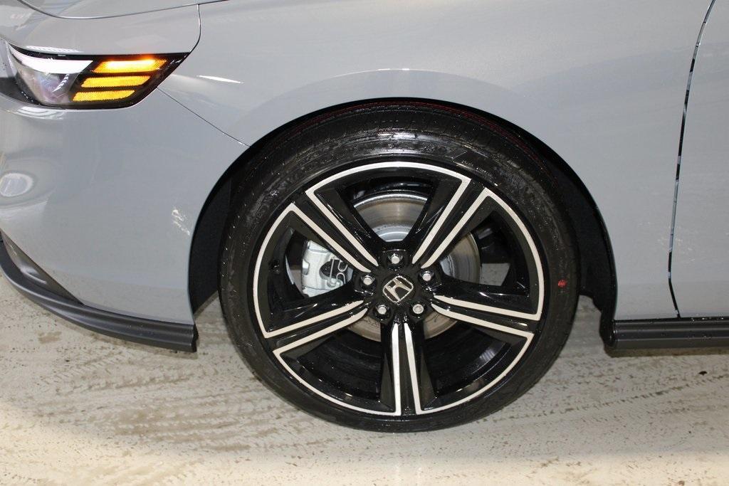 new 2026 Honda Accord Hybrid car, priced at $35,445