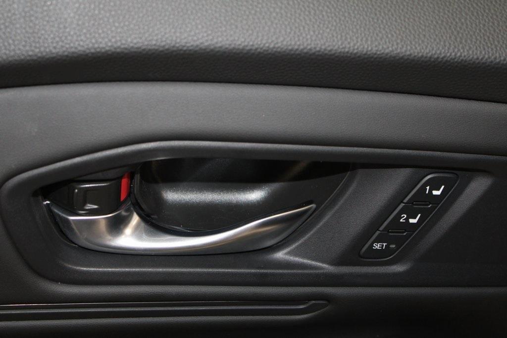 used 2025 Honda Accord Hybrid car, priced at $32,990