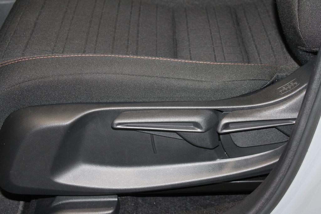 used 2025 Honda HR-V car, priced at $28,400