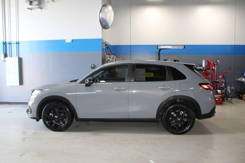 used 2025 Honda HR-V car, priced at $28,400