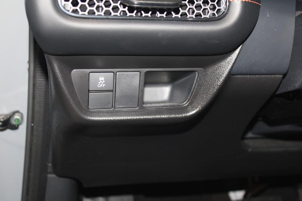 used 2025 Honda HR-V car, priced at $28,400