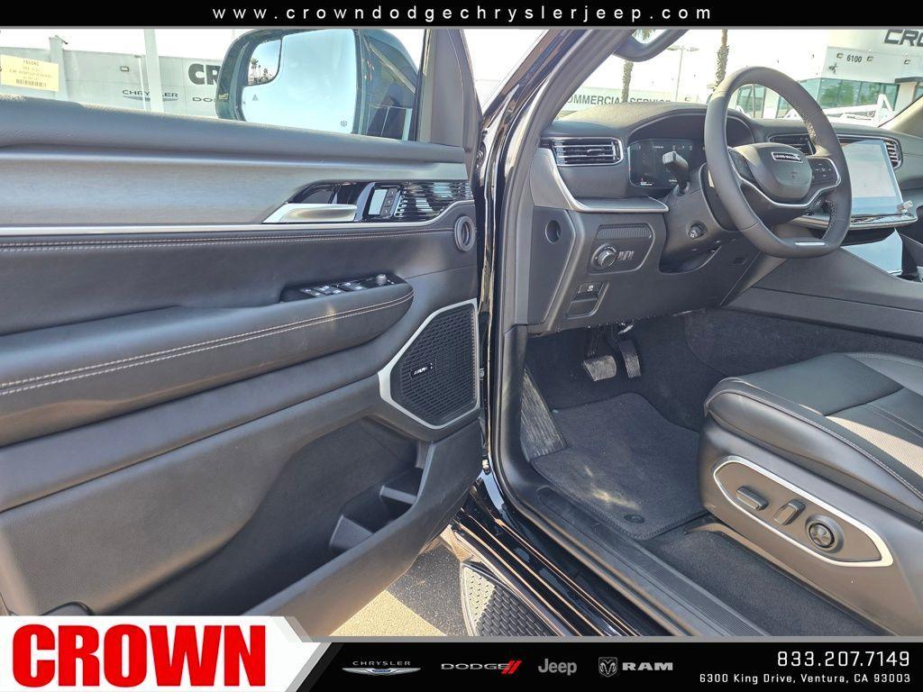 new 2026 Jeep Grand Wagoneer car, priced at $66,755