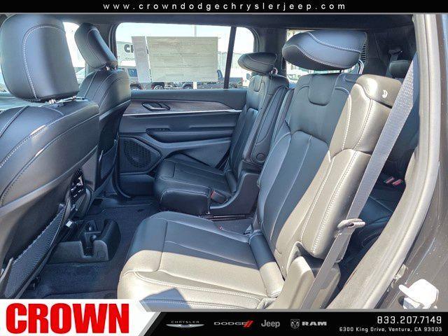 new 2025 Jeep Grand Cherokee L car, priced at $41,694