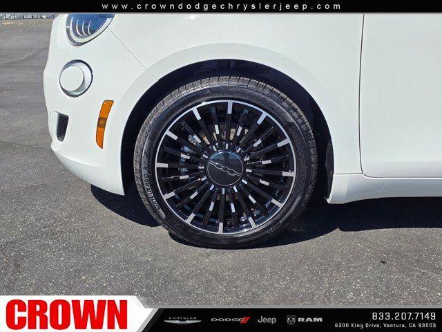 new 2025 FIAT 500e car, priced at $32,745